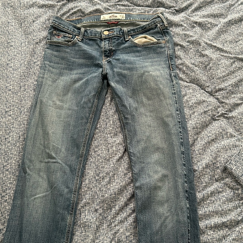 Holister Women’s Jeans Straight Leg size waist 27